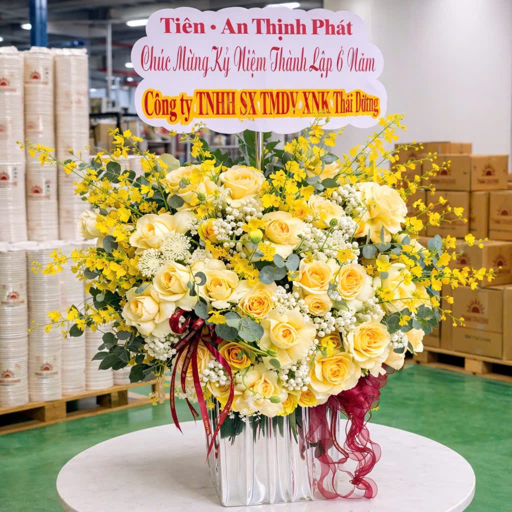 Từ một xưởng nhỏ đặt tại Bình Tân, chúng tôi đã phục vụ hàng trăm thương hiệu F&B, chuỗi cà phê, trà sữa và khách sạn trên khắp cả nước. Nhân kỷ niệm 6 năm ngày thành lập, hãy cùng nhìn lại hành trình đáng tự hào này.